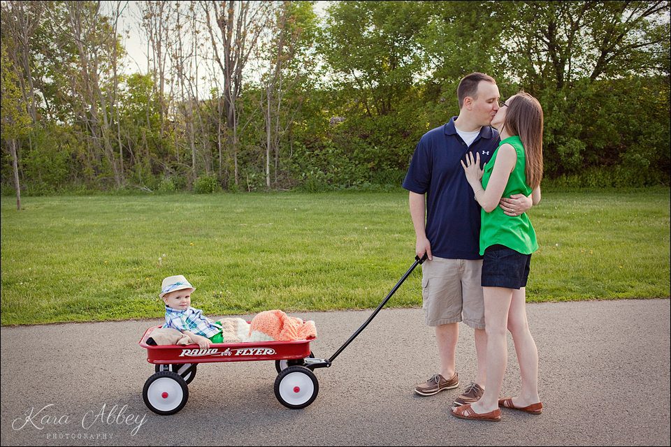 Family Photography Eldridge Park Elmira NY Spring Wagon