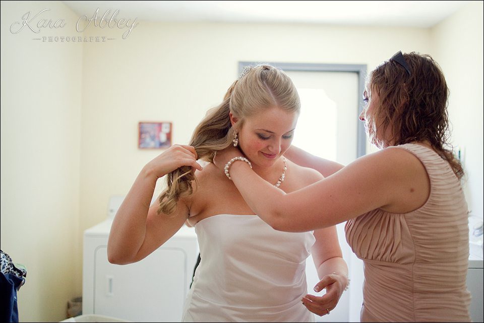 wedding photography getting ready bride necklace nichols ny