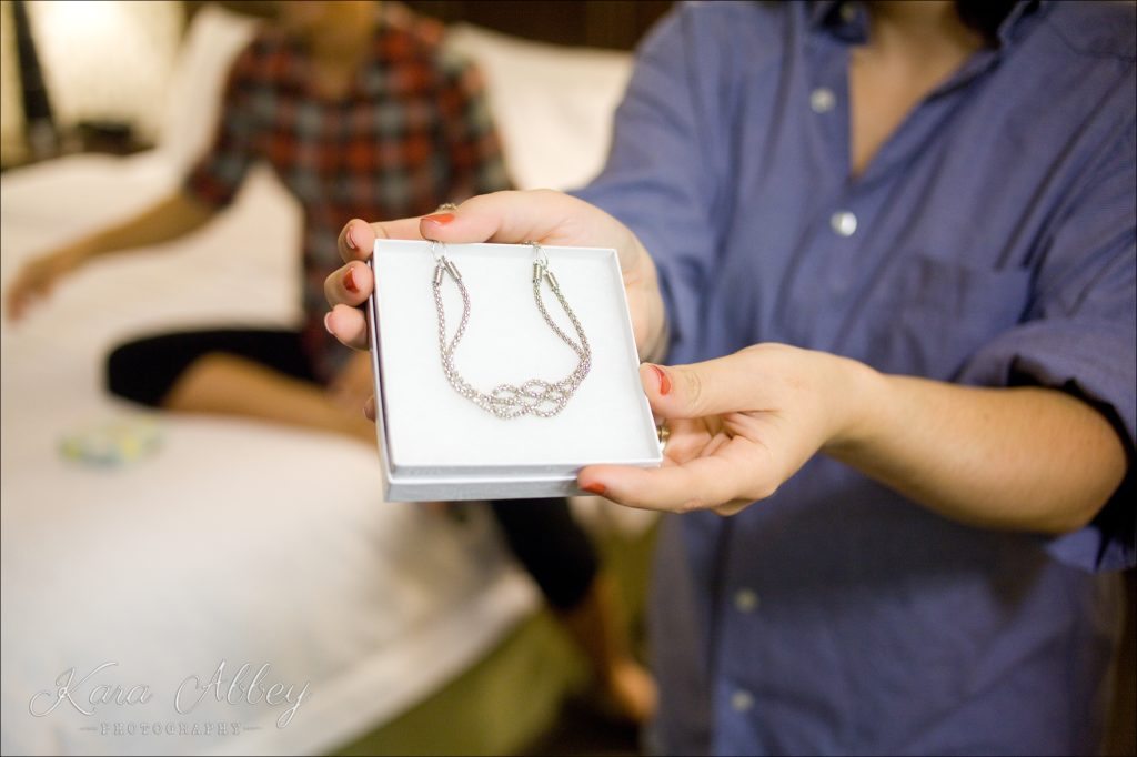 Tunkhannock Wedding Photography Hampton Inn Bride Bridesmaids Getting Ready Knotted Jewelry Prep