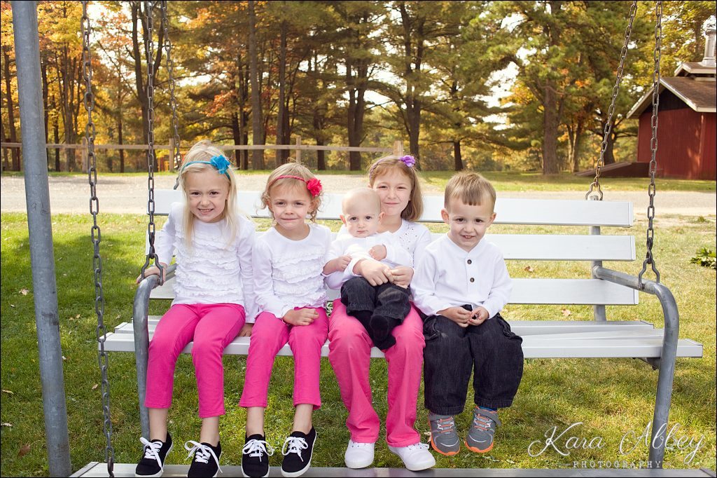 Portrait Photography Pittsburgh PA Irwin PA Greensburg PA Monroeville PA Family Siblings