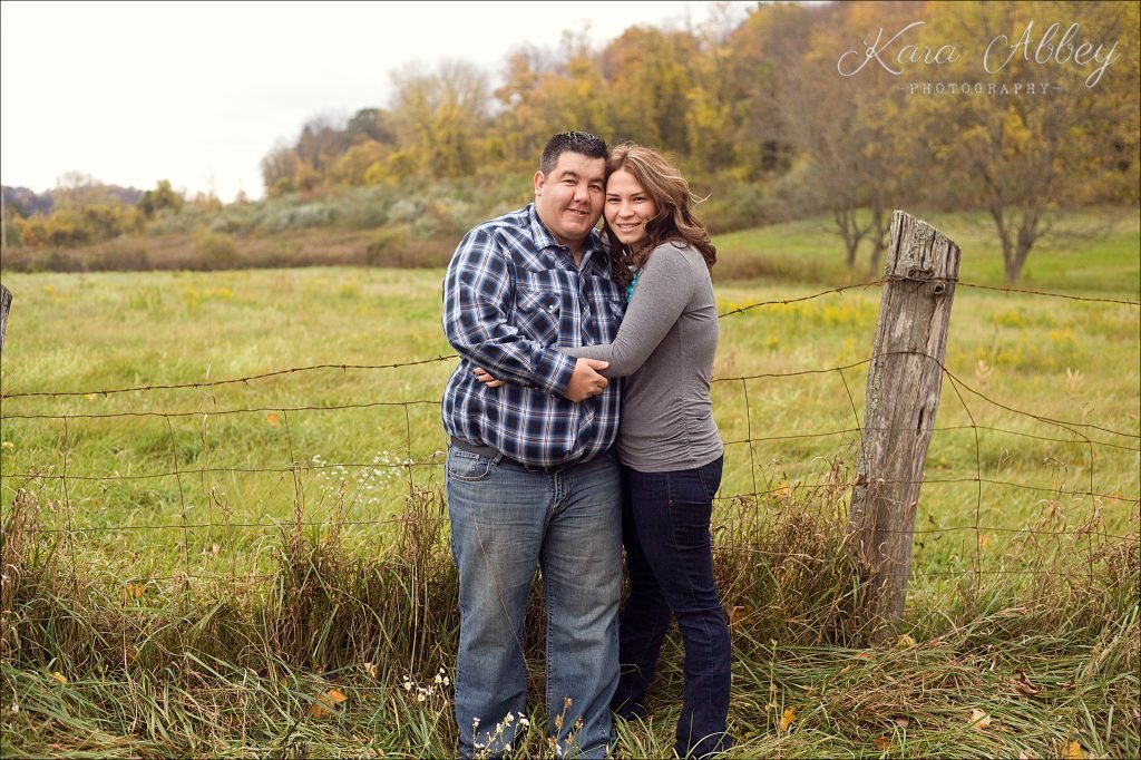 wedding engagement photographer Pittsburgh PA Irwin PA Greensburg PA Monroeville PA outdoor fall farm field