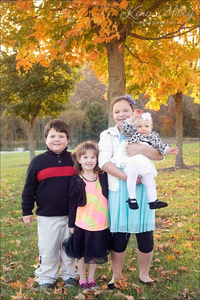 Family Portraits Photography Outdoor Fall Pittsburgh PA Irwin PA Monroeville PA Greensburg PA