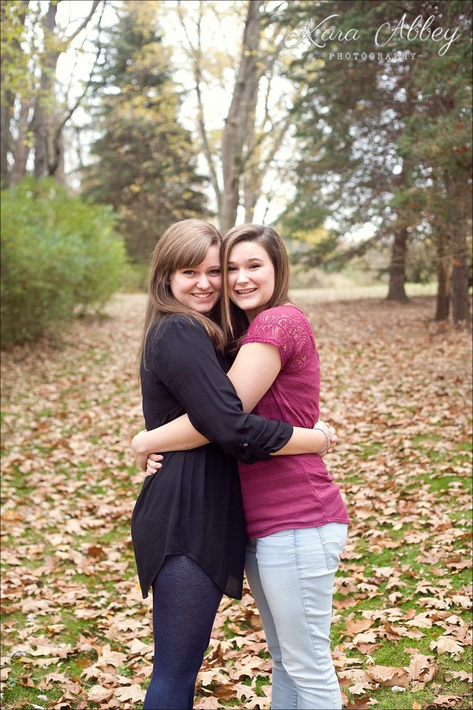 Portrait Photographer Best Friends Photography Irwin PA Pittsburgh PA Greensburg PA Monroeville PA Backyard Outdoor