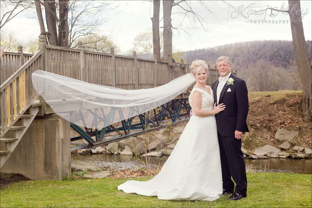 Wedding Photography Owego NY Irwin PA Greensburg PA Monroeville PA Pittsburg PA bride groom formal portrait cathedral veil