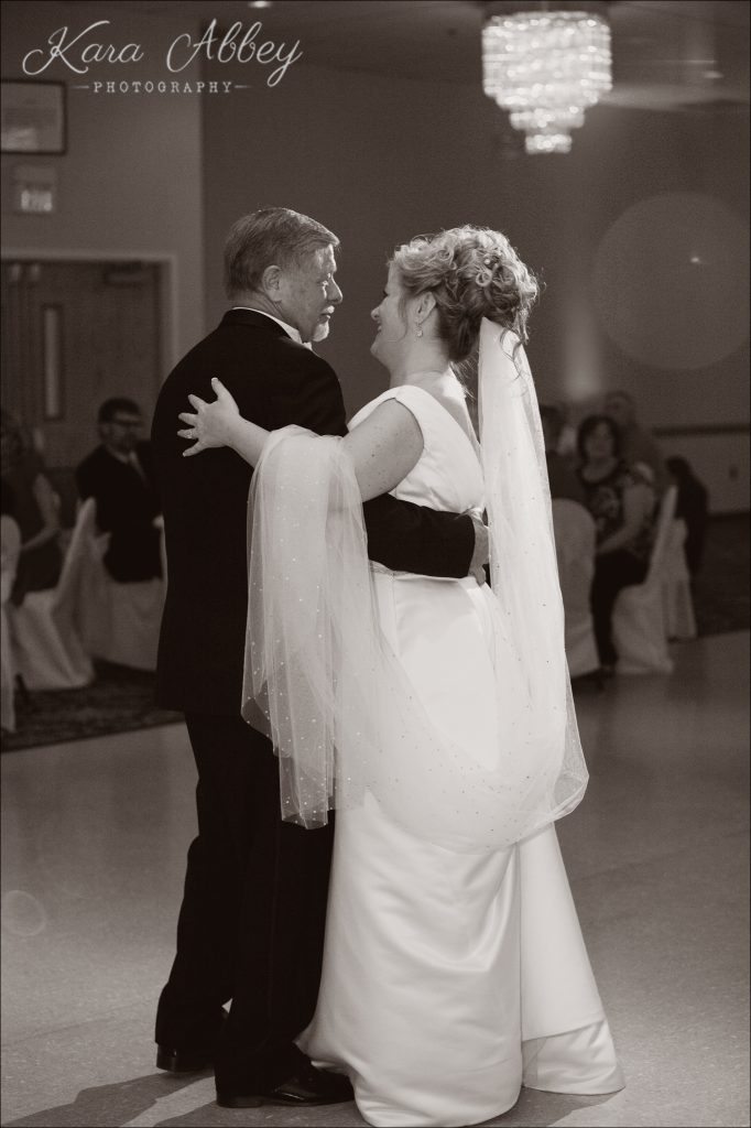 Wedding Photography Owego NY Irwin PA Greensburg PA Monroeville PA Pittsburg PA Treadway Inn bride groom first dance