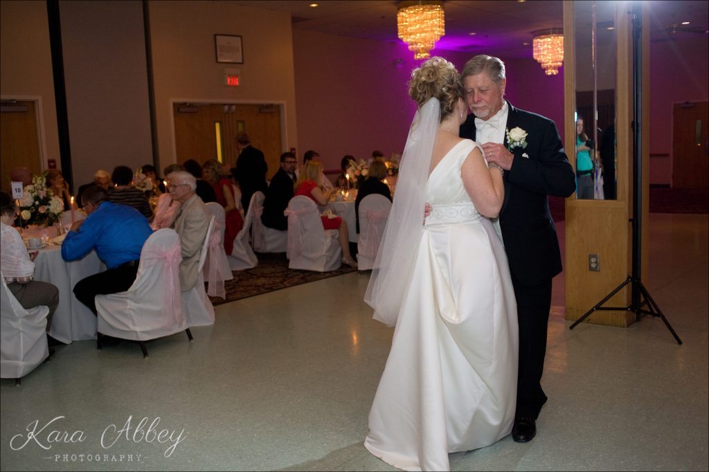 Wedding Photography Owego NY Irwin PA Greensburg PA Monroeville PA Pittsburg PA Treadway Inn bride groom first dance
