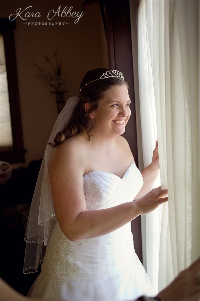 wedding photography photographer rome, pa irwin, pa bridal prep bride