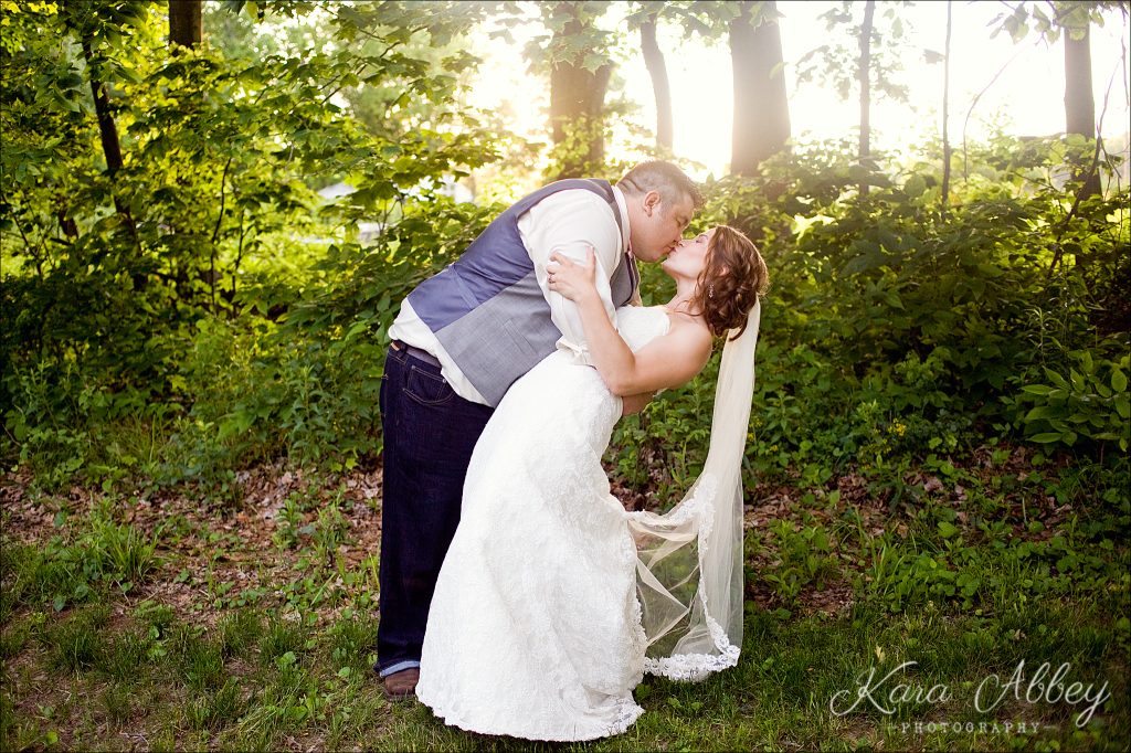 wedding photography Irwin, PA Pittsburgh, PA Towanda, PA Shoresbrook Inn bride & groom portrait