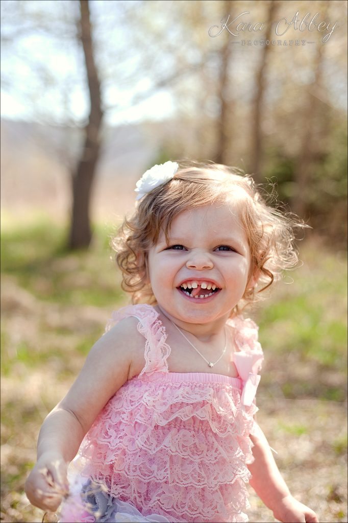 2nd birthday portrait Kara Abbey Photography Family & Kid Photographer Outdoor Laidback Sunshine Irwin, PA Pittsburgh, PA