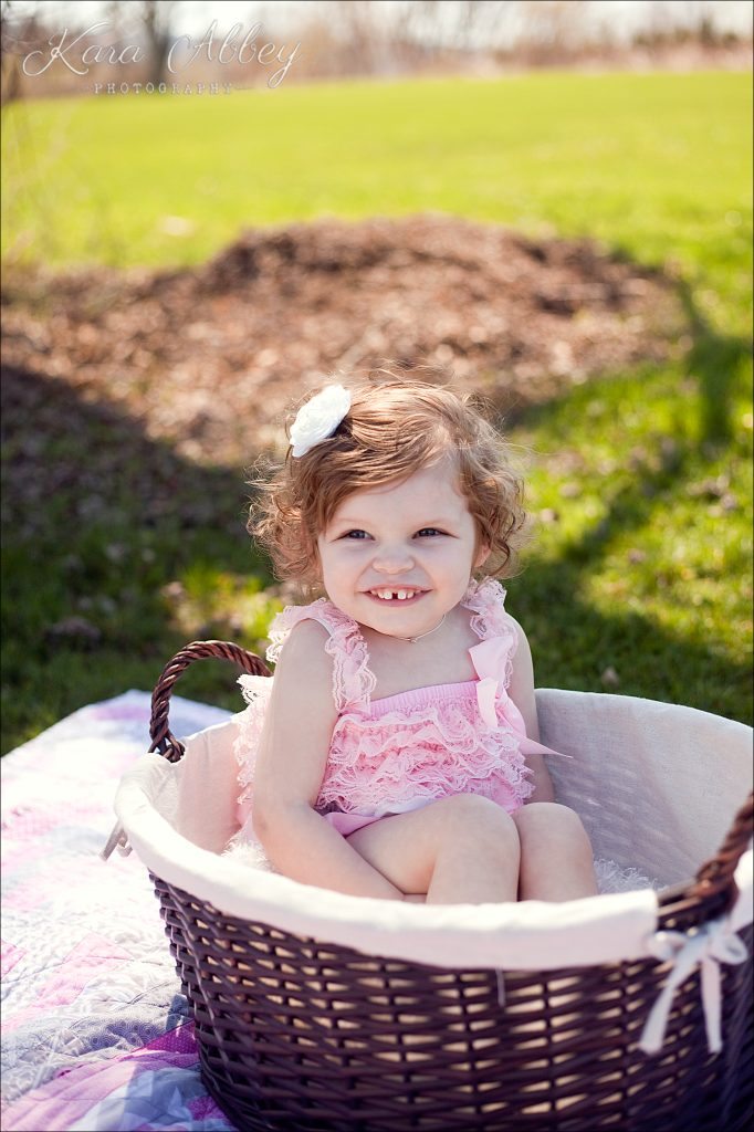 2nd birthday portrait Kara Abbey Photography Family & Kid Photographer Outdoor Laidback Sunshine Irwin, PA Pittsburgh, PA