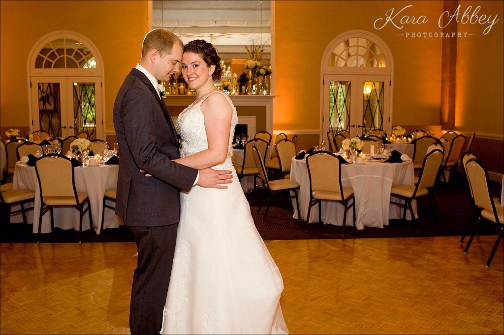 rainy day wedding photography Binghamton NY Binghamton Country Club bride groom formal portrait 