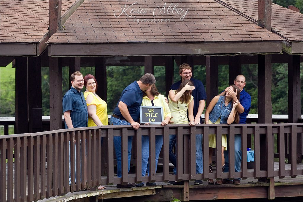 Family Portrait Photography Twin Lakes Park Greensburg, PA We Still Do Kiss