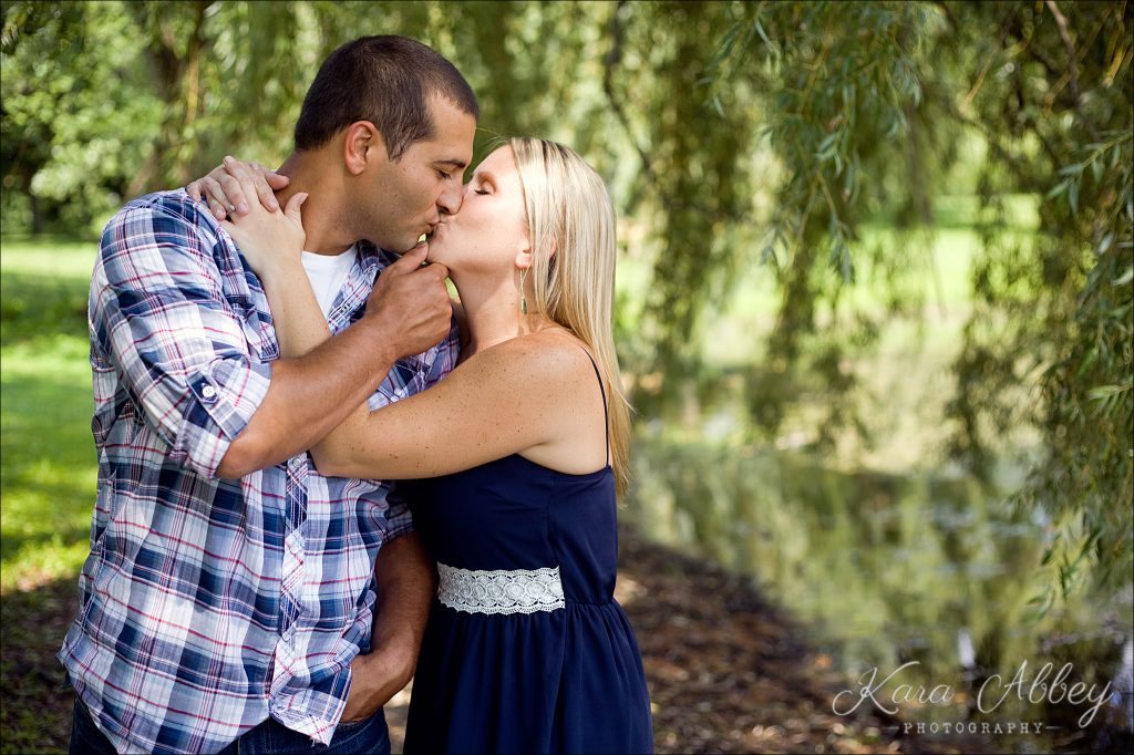 Outdoor Wedding and Engagement Photographer Ostiningo Park Binghamton NY Willow Trees