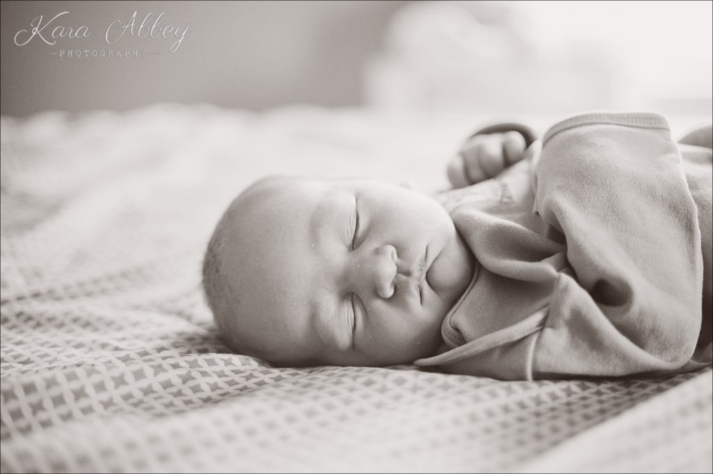Newborn Photography Irwin PA Pittsburgh PA Monroeville PA Greensburg PA