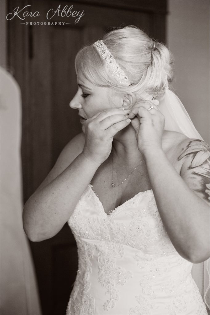 Country Wedding Photography Weaver View Farms Penn Yan, NY Bride Prep Getting Ready
