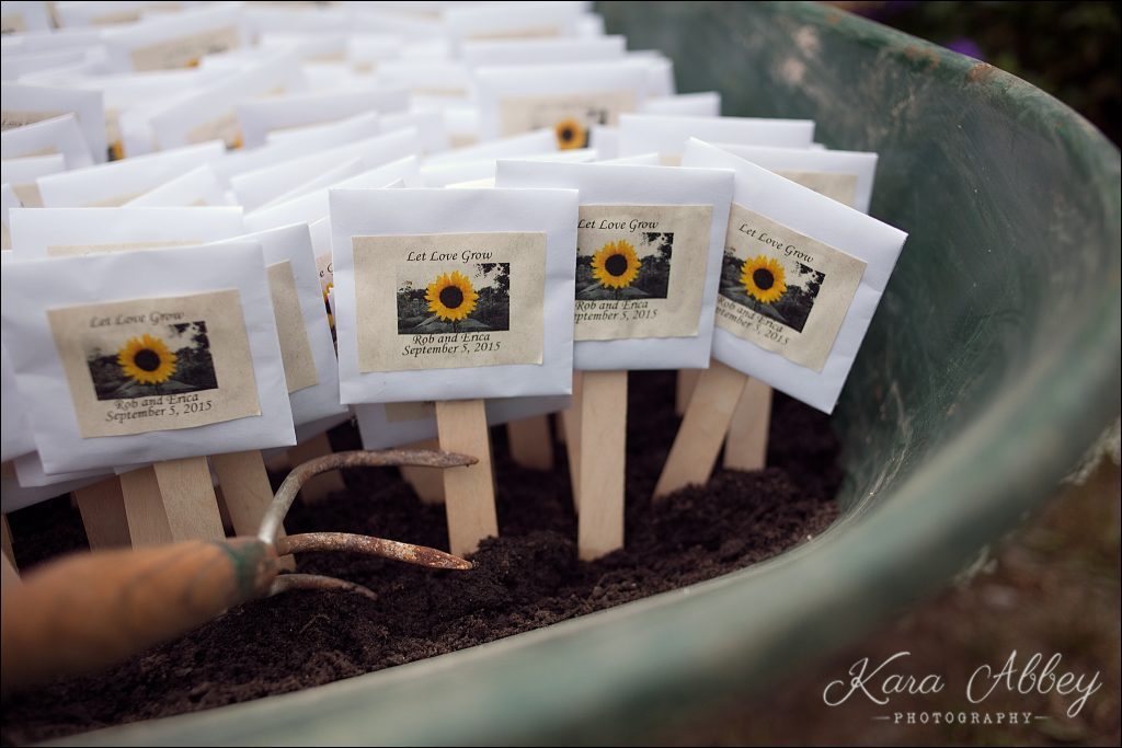Wedding Photography Shoresbrook Inn Towanda, PA Rustic Country Wedding Reception Favors