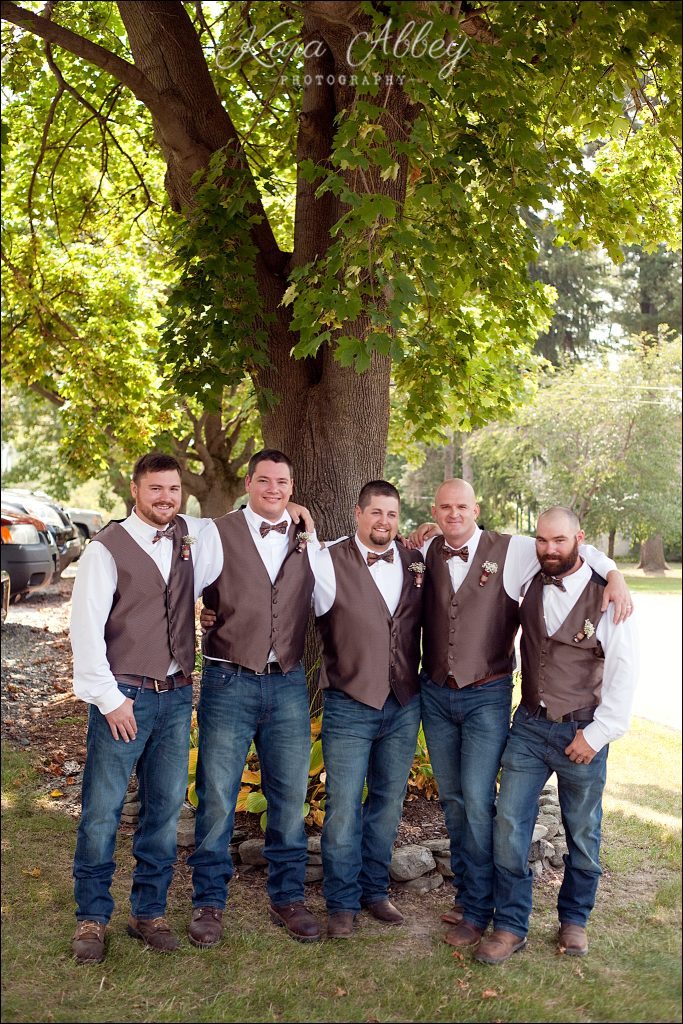 Rustic Country Wedding Photography Shoresbrook Inn Towanda, PA Groomsmen Groom