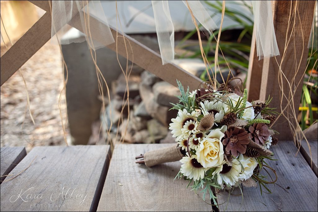 Rustic Country Wedding Photography Shoresbrook Inn Towanda, PA Bouquet