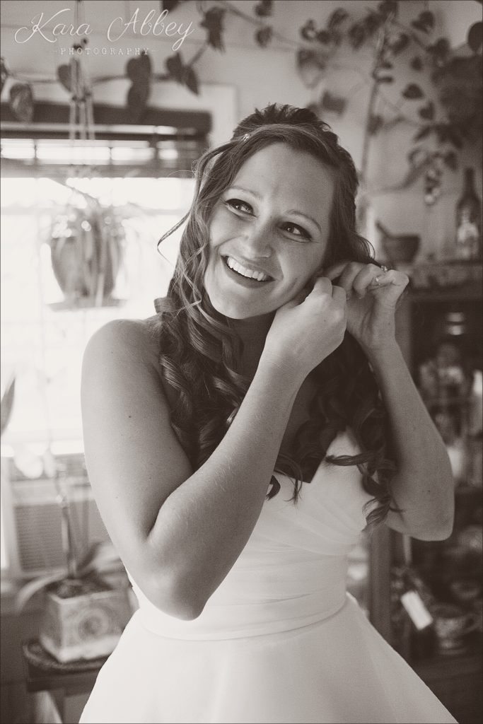 rainy day wedding photographer Binghamton, NY bridal getting ready details