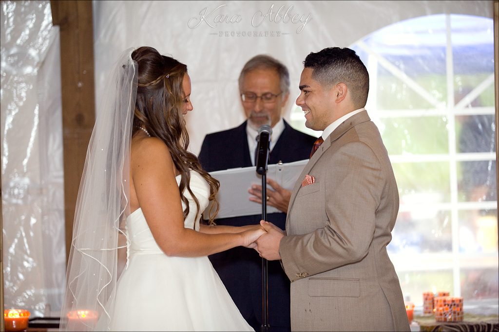 rainy day wedding photographer Tioga Gardens Owego, NY Ceremony