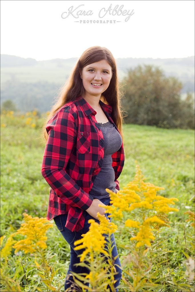 Outdoor Farm Field Rustic Senior Photography Irwin, PA Pittsburgh, PA