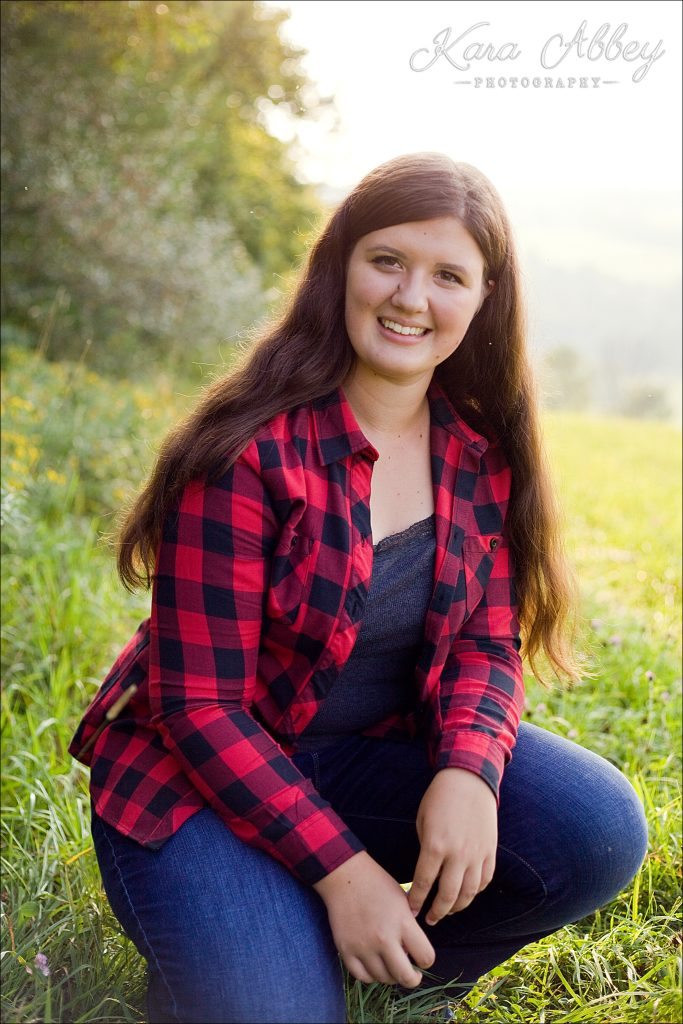 Outdoor Farm Field Rustic Senior Photography Irwin, PA Pittsburgh, PA