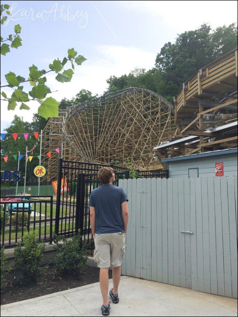 Spring Family Vacation to Dollywood in Pigeon Forge, TN - Lightning Rod