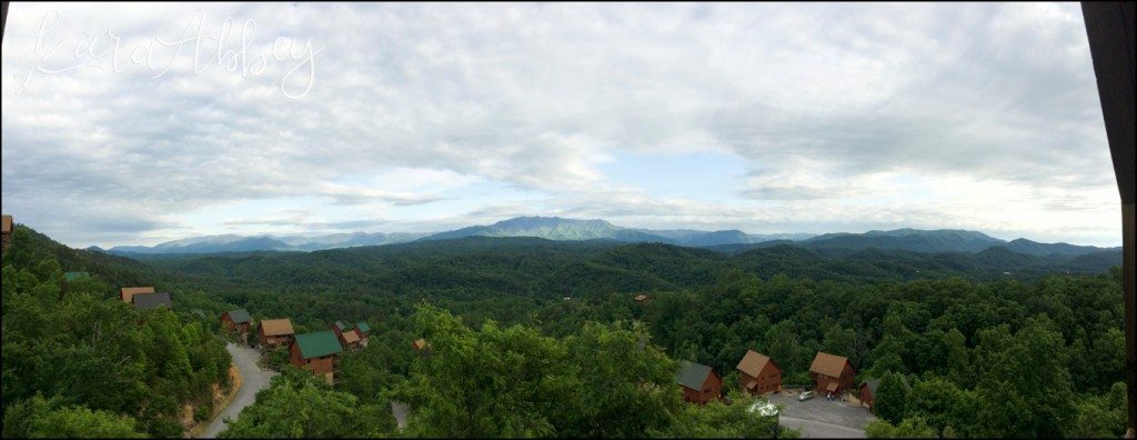 Spring Family Vacation to Dollywood in Pigeon Forge, TN - The Great Smokey Mountains