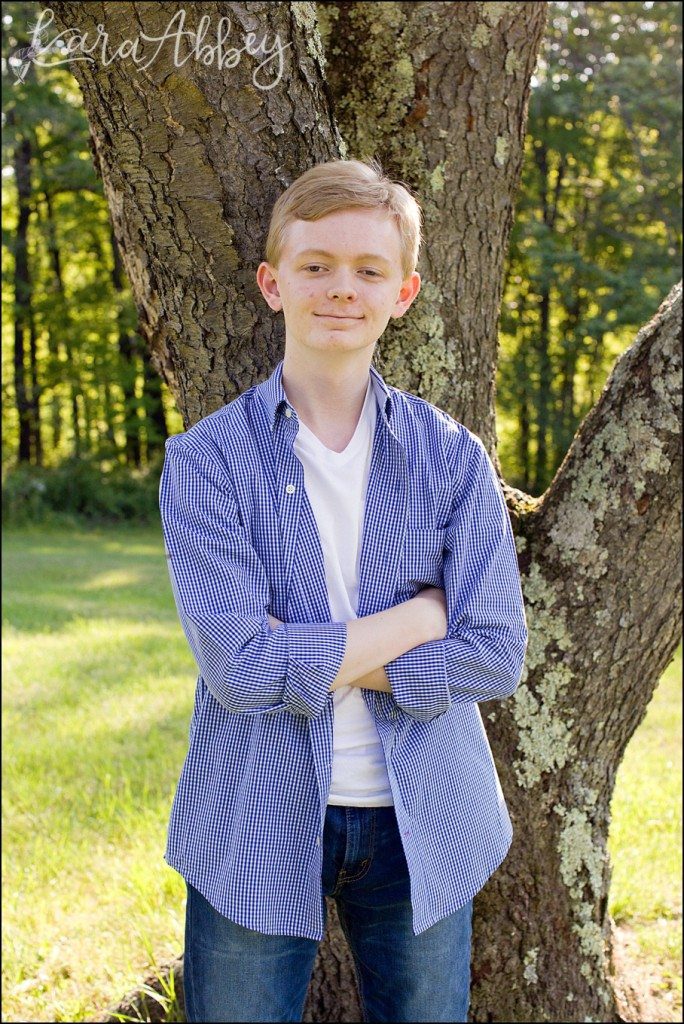 Summer Family Photography & 20 Year Anniversary Portraits at Oak Hollow Park in Irwin, PA by Kara Abbey Photography