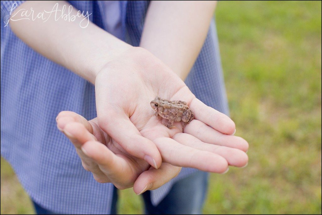 Summer Family Photography & 20 Year Anniversary Portraits at Oak Hollow Park in Irwin, PA by Kara Abbey Photography