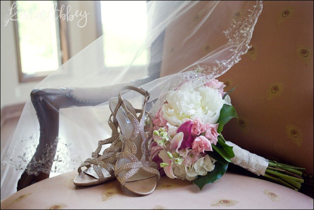 Elegant Romantic Wedding Details at the DoubleTree in Monroeville, PA by Kara Abbey Photography