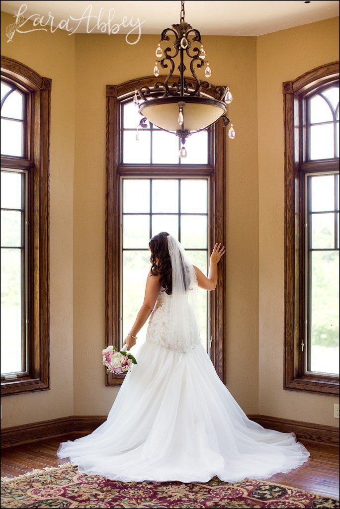 Elegant Romantic Bridal Portraits at the DoubleTree in Monroeville, PA by Kara Abbey Photography