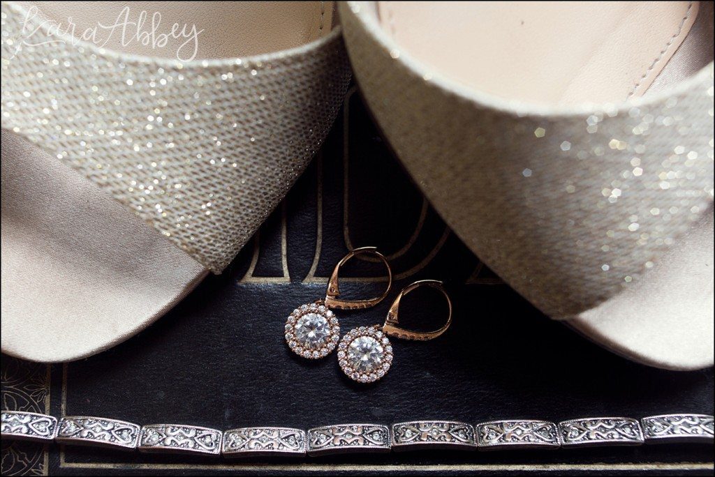 Rustic Chic Columbian Summer Wedding Details at the Shoresbrook Inn in Towanda, PA by Kara Abbey Photography in Irwin, PA