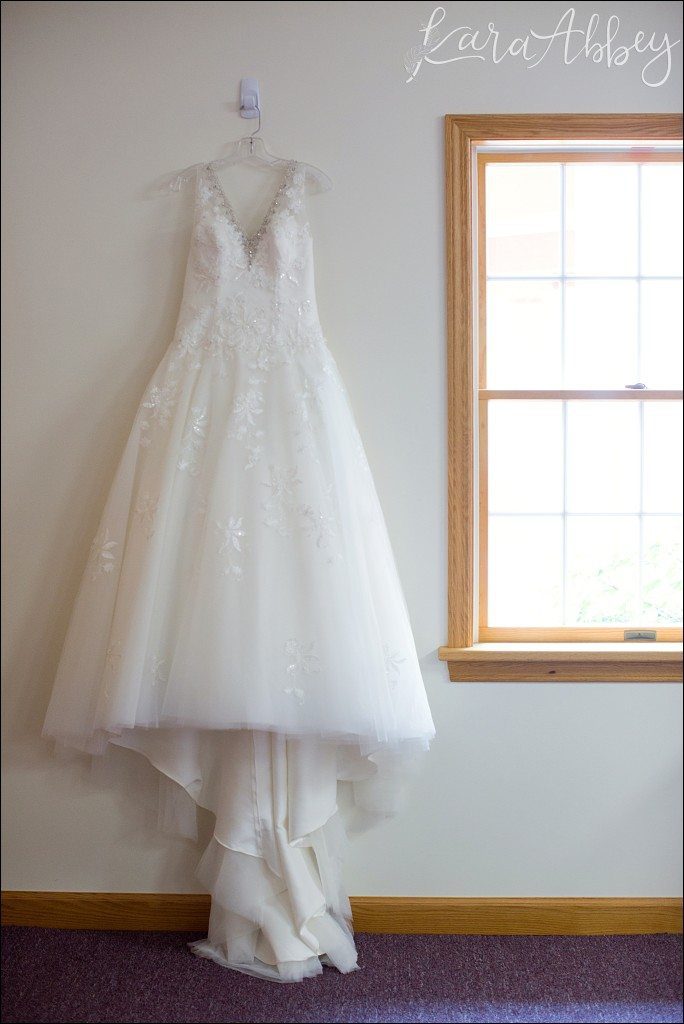 Mt. Pleasant, PA Summer Teal & Orange Fun Wedding by Kara Abbey Photography in Irwin, PA