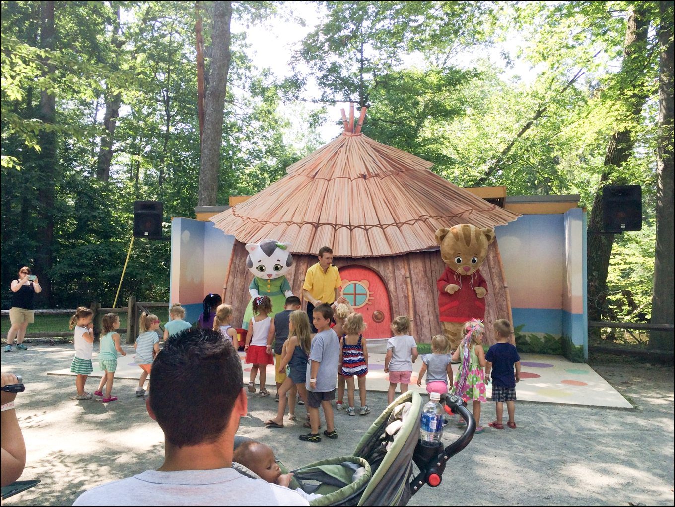 Annual Norwin Community Picnic at Idlewild Park & Soak Zone by Kara Abbey Photography in Irwin, PA