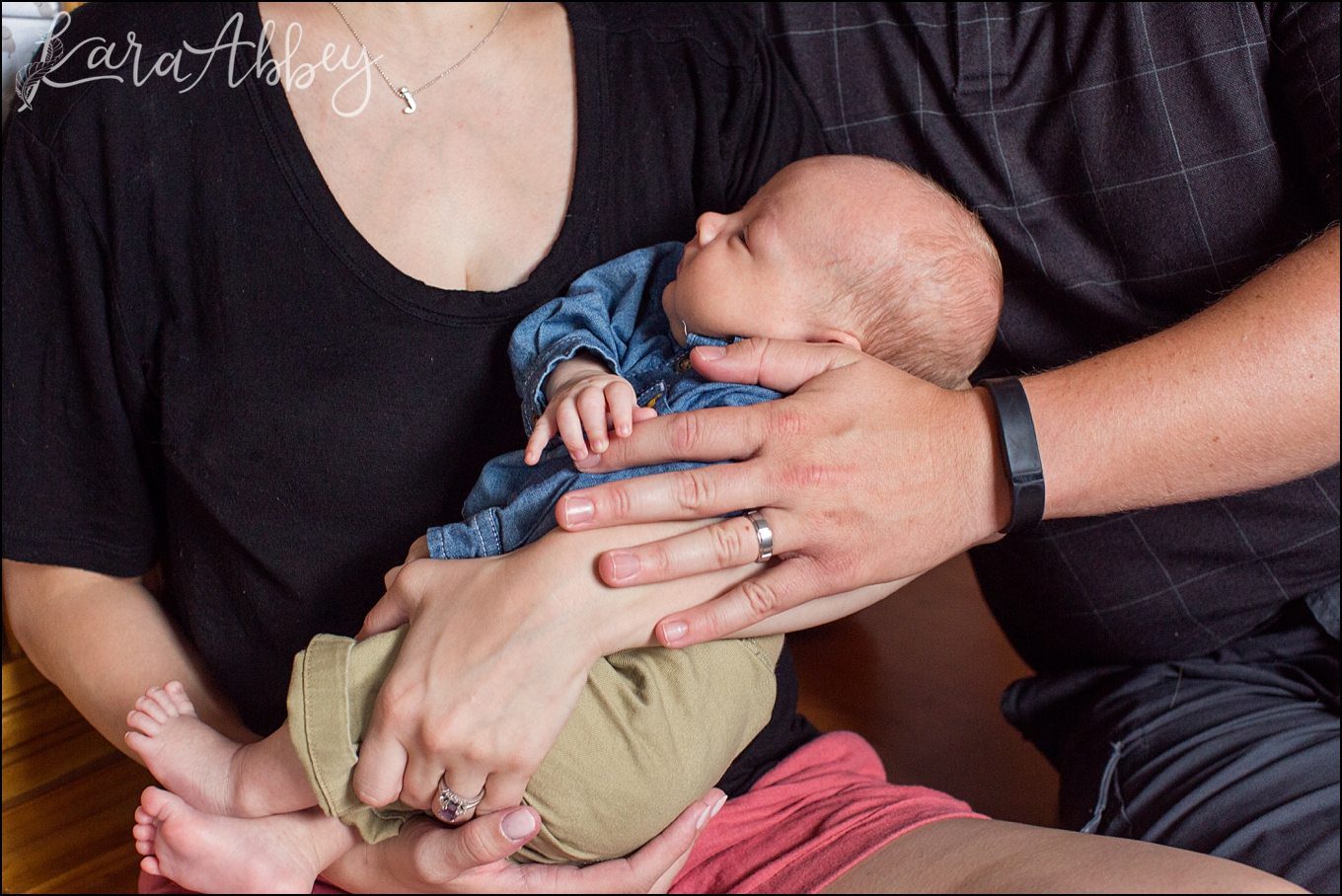 Family & Newborn Photos at Home in Owego, NY by Kara Abbey Photography in Irwin, PA