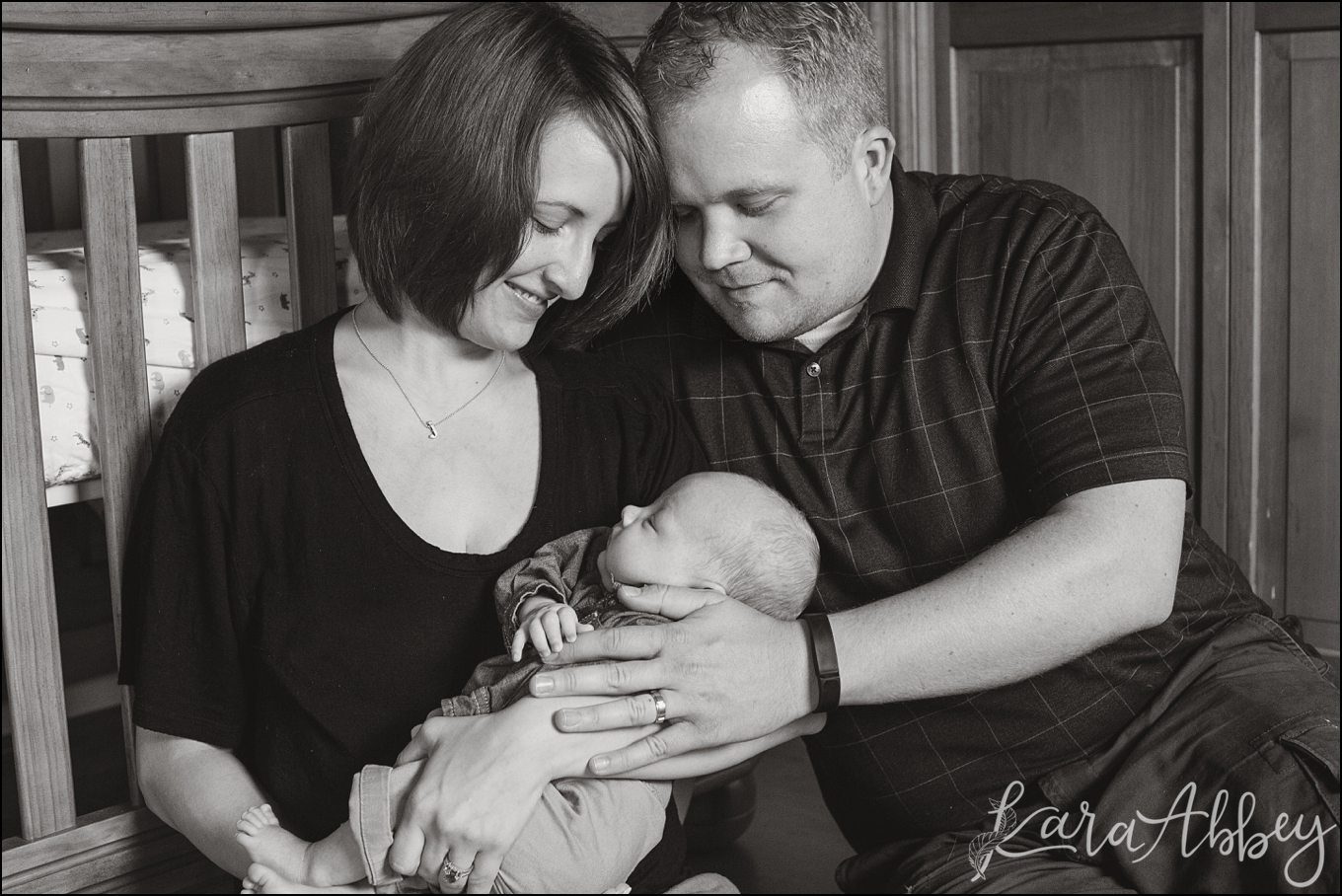 Family & Newborn Photos at Home in Owego, NY by Kara Abbey Photography in Irwin, PA