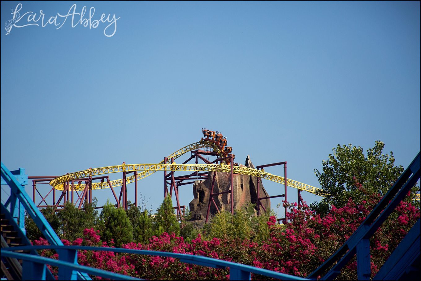 5 Tips to Visit Kings Dominion Cedar Fair Theme Park in Virginia by Kara Abbey Photography in Irwin, PA