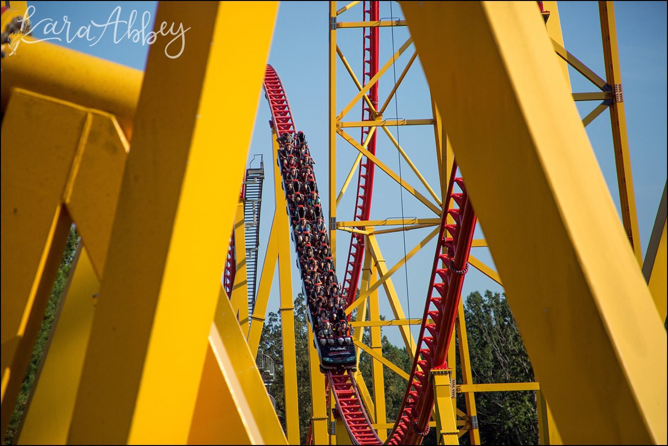 5 Tips to Visit Kings Dominion Cedar Fair Theme Park in Virginia by Kara Abbey Photography in Irwin, PA