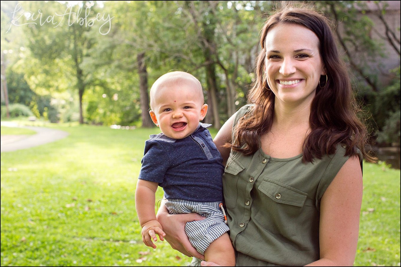 Summer Family Portraits at Manor Park in Irwin, PA by Kara Abbey Photography