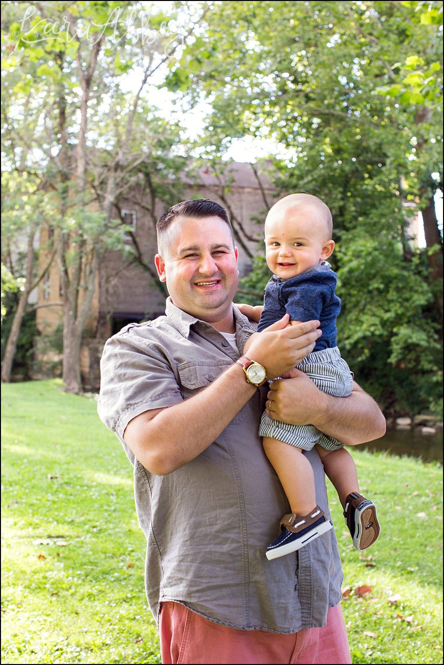 Summer Family Portraits at Manor Park in Irwin, PA by Kara Abbey Photography