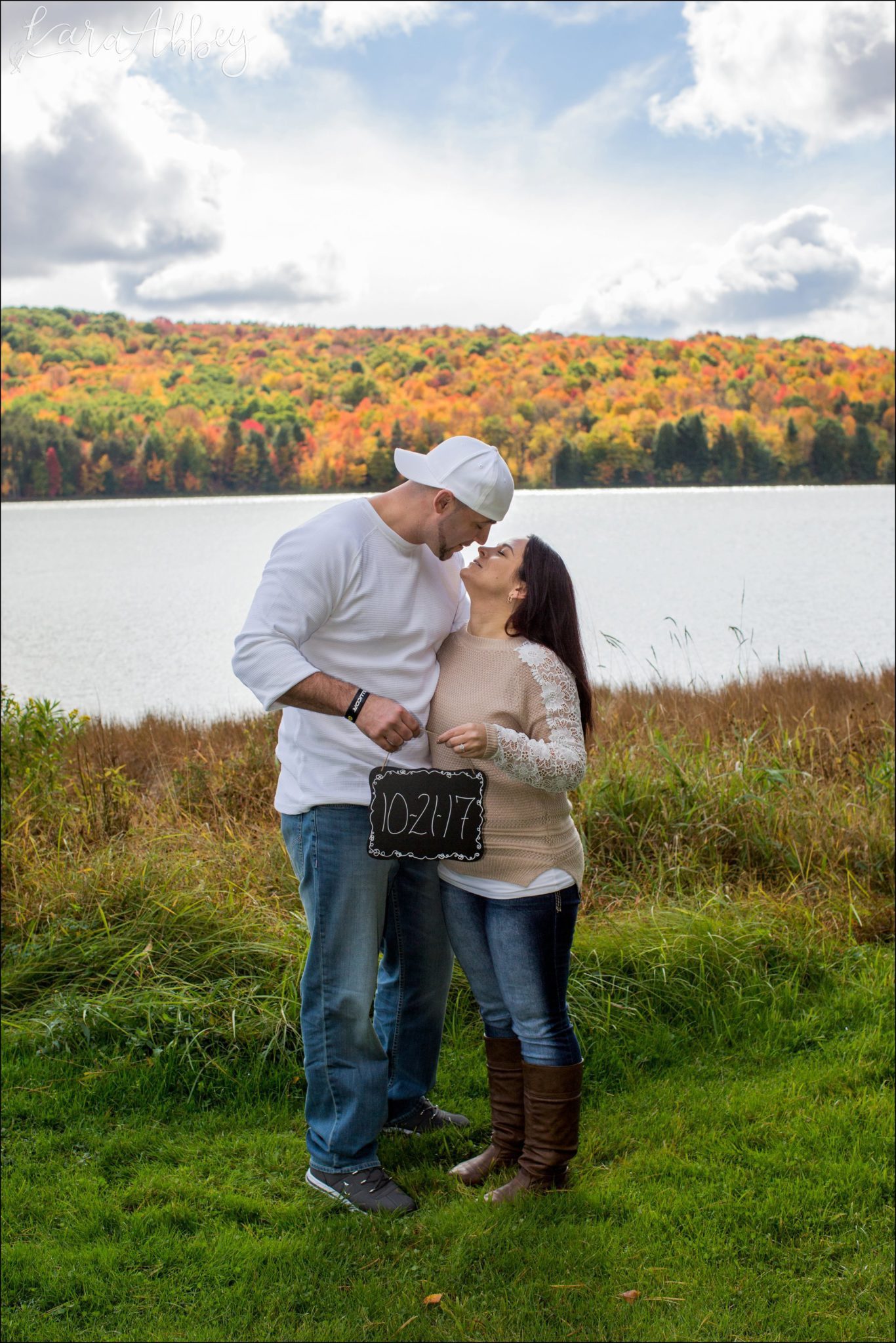 Fall Engagement Photos by Irwin, PA Engagement & Wedding Photorapher