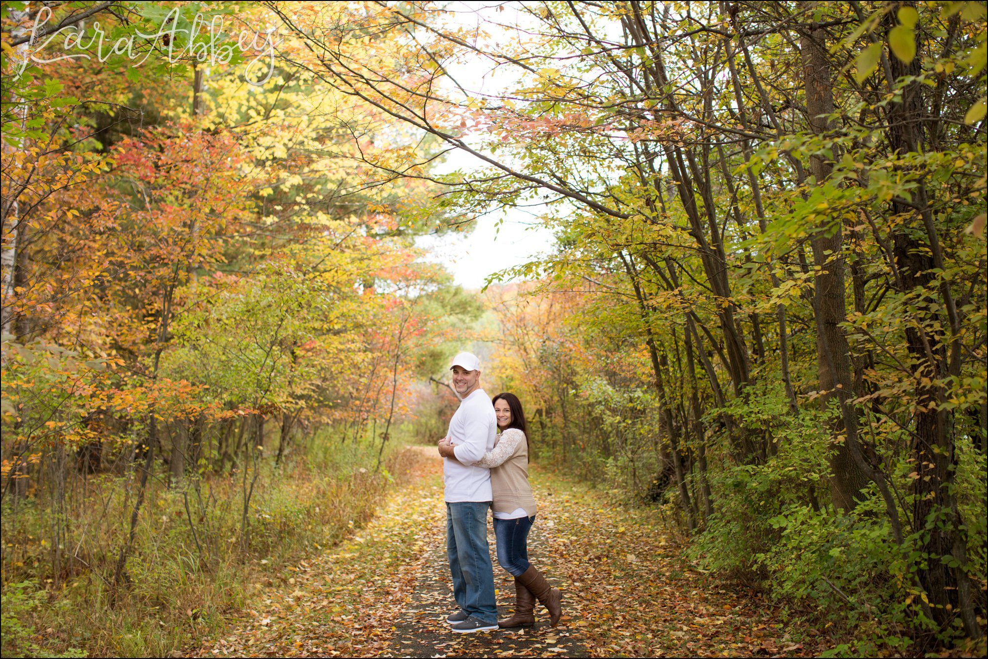 Fall Engagement Photos by Irwin, PA Engagement & Wedding Photorapher
