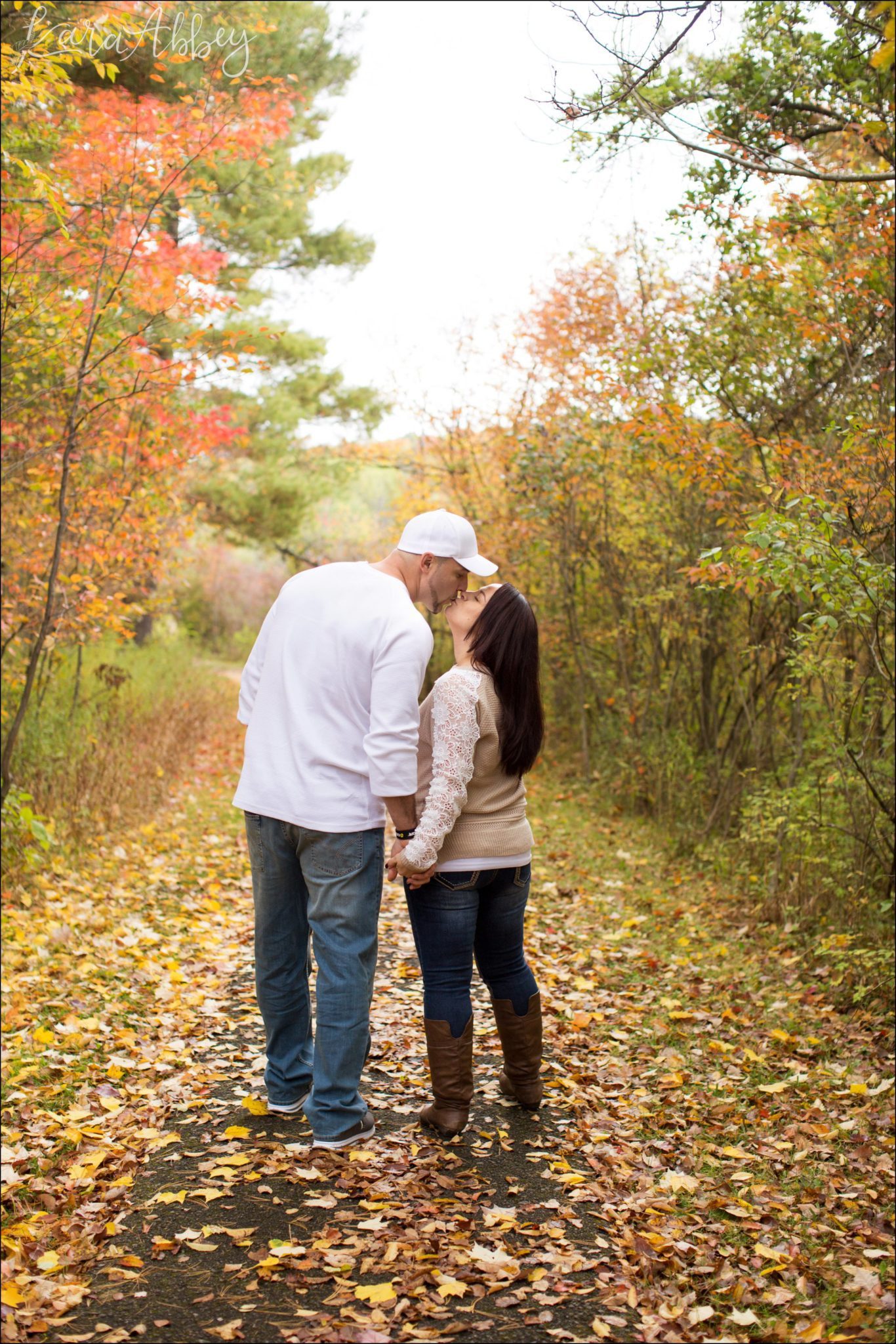 Fall Engagement Photos by Irwin, PA Engagement & Wedding Photorapher