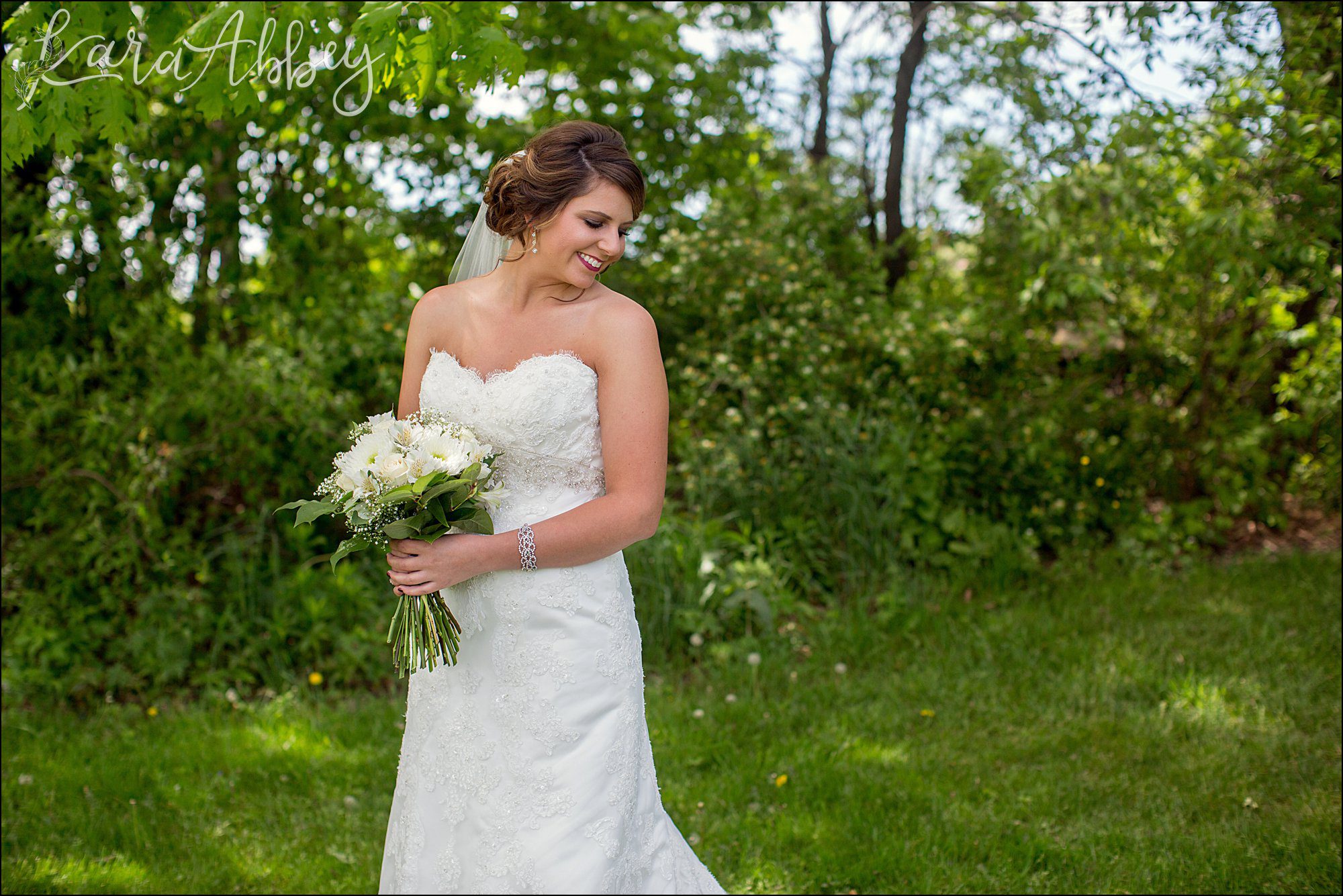 Burgundy & Navy Spring Wedding Inspiration - Bridal Portrait