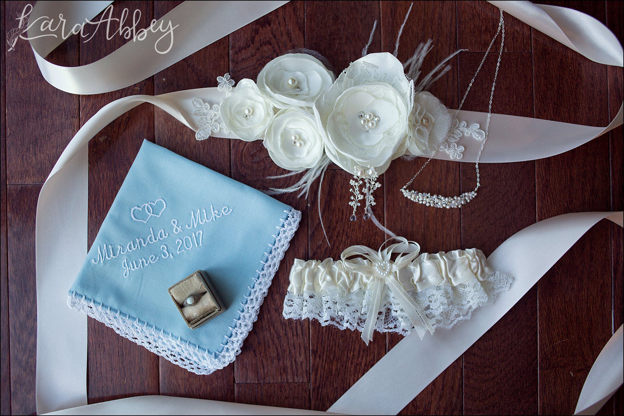 Summer Blush Wedding at Foggy Hollow by Irwin, PA Wedding Photographer