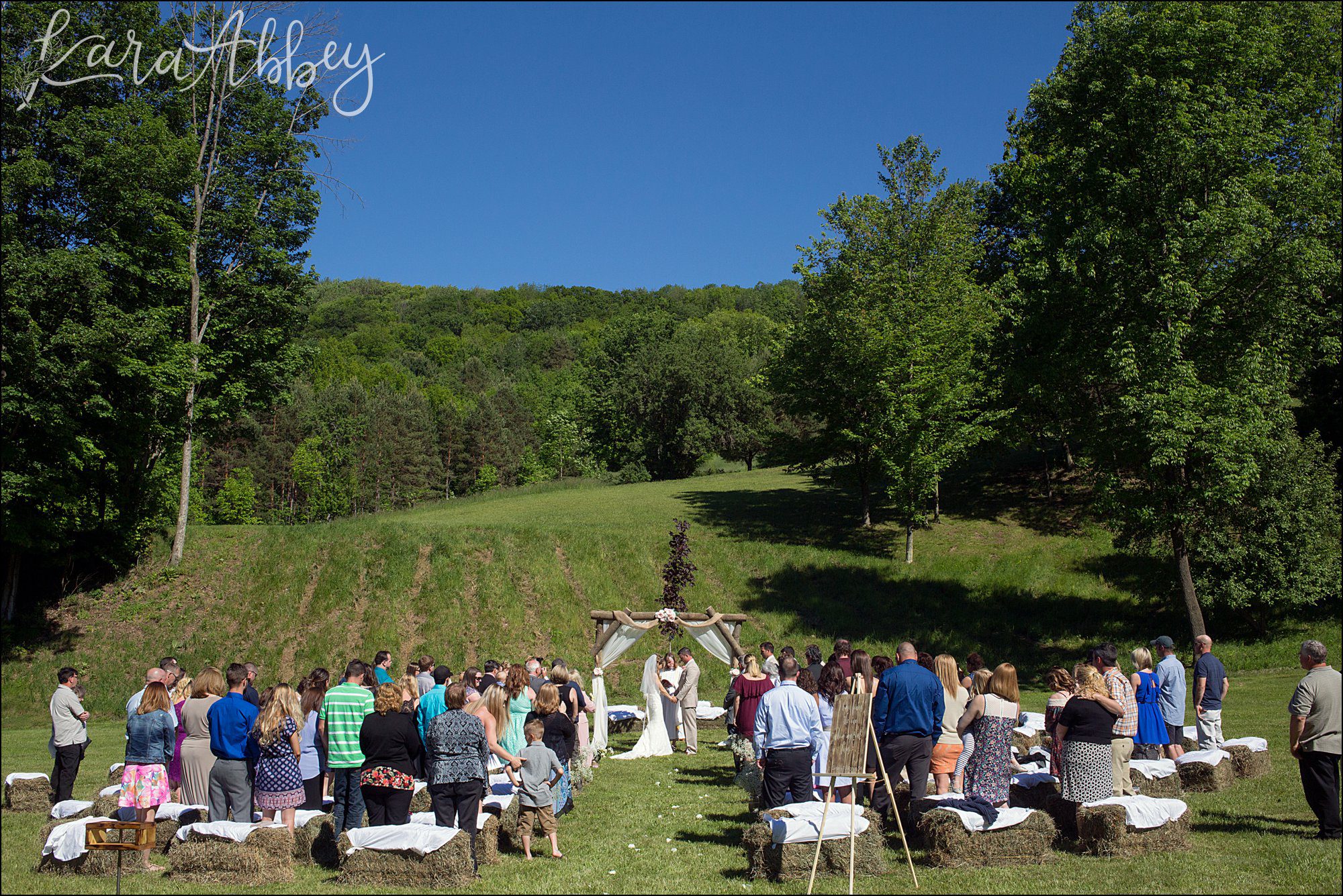 Summer Blush Wedding at Foggy Hollow by Irwin, PA Wedding Photographer