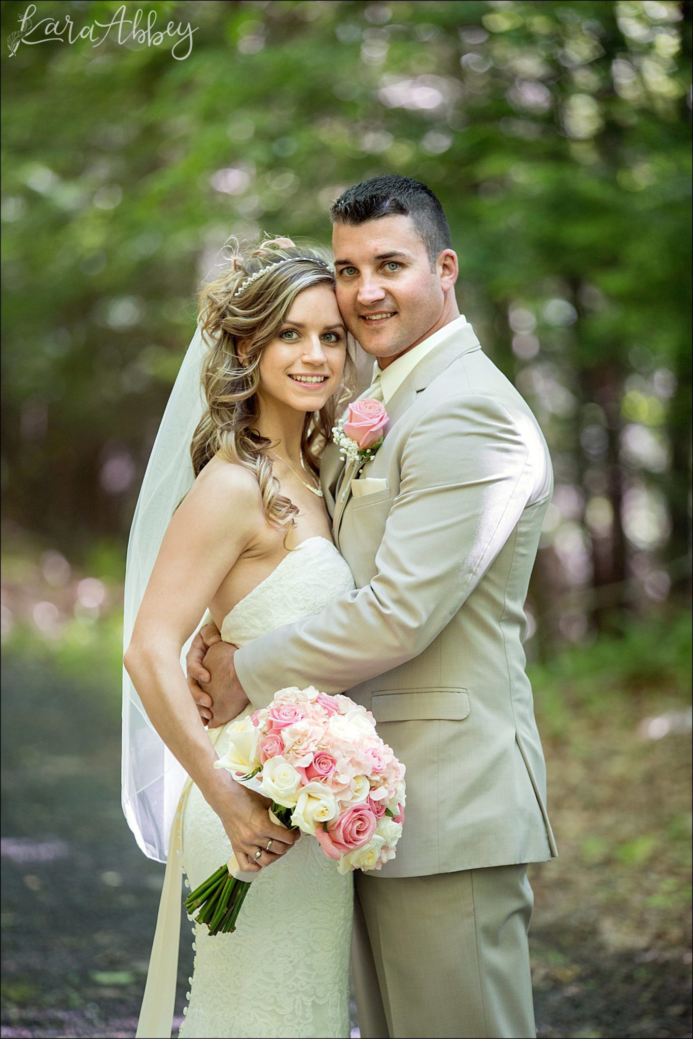 Summer Blush Wedding at Foggy Hollow by Irwin, PA Wedding Photographer