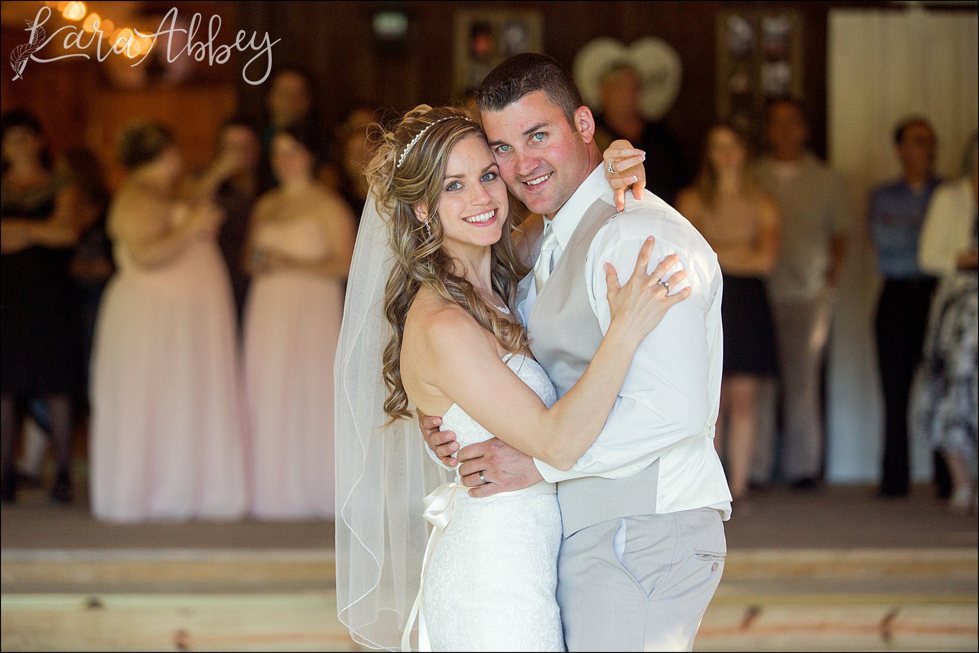 Summer Blush Wedding at Foggy Hollow by Irwin, PA Wedding Photographer