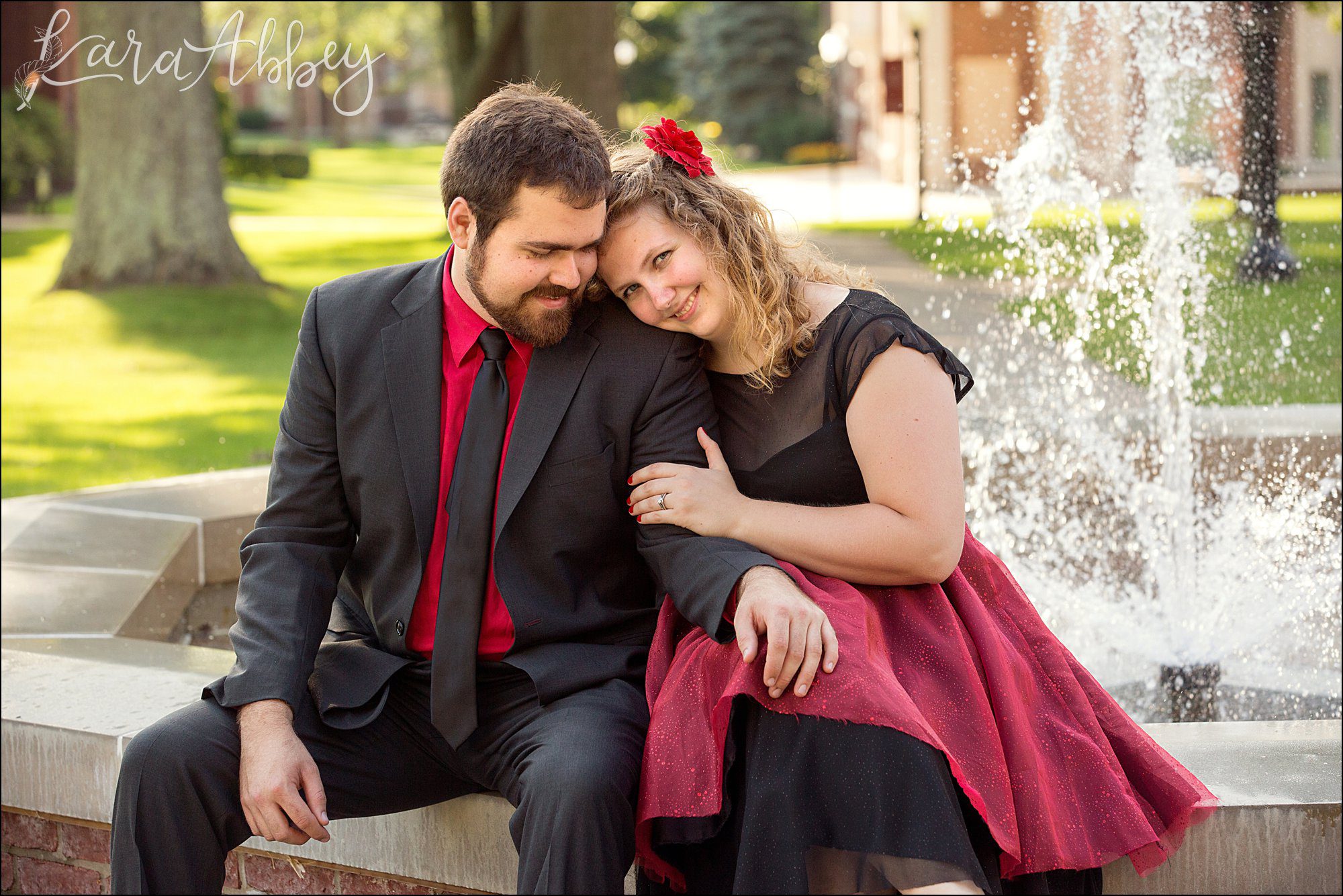 Summer Engagement Photography at Grove City College at the Fountain